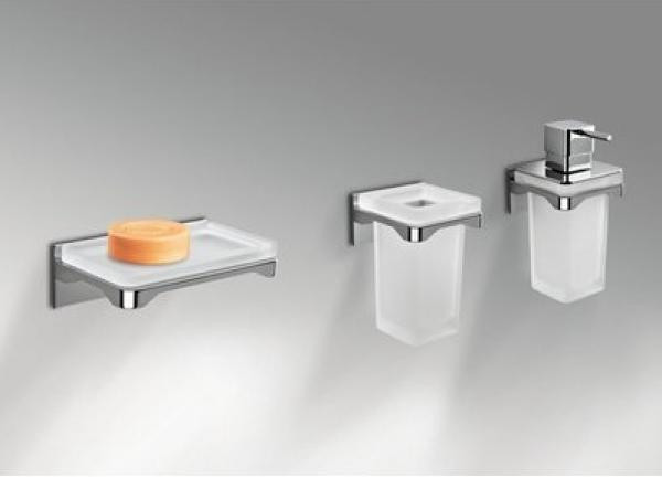 Стакан COLOMBO DESIGN FOREVER B2902 настенный цвет хром